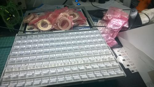 gmphoenix的凝睿电子元器件盒试用报告